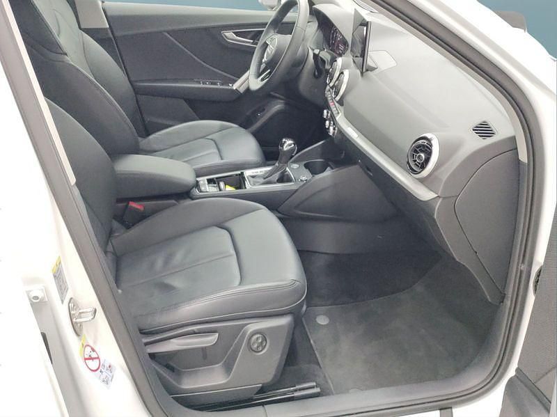 Gebraucht Audi Q2 S-Line 150 PS (110 kW) 2025 Weiß SUV
