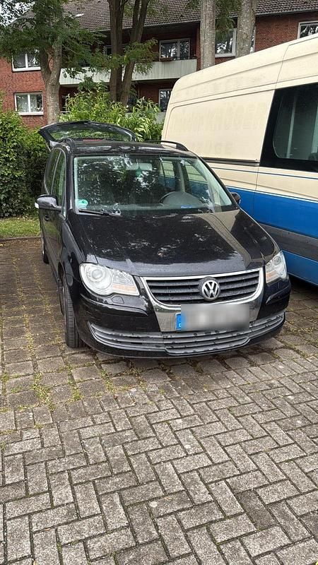 Schwarz Gebraucht 2007 VW Touran Van / Kleinbus | 3.200 € - Bild 1/4