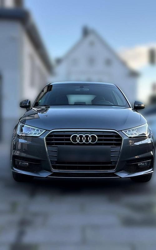 Gebraucht Audi A1 S-Line 116 PS (85 kW) 2015 Grau Kleinwagen