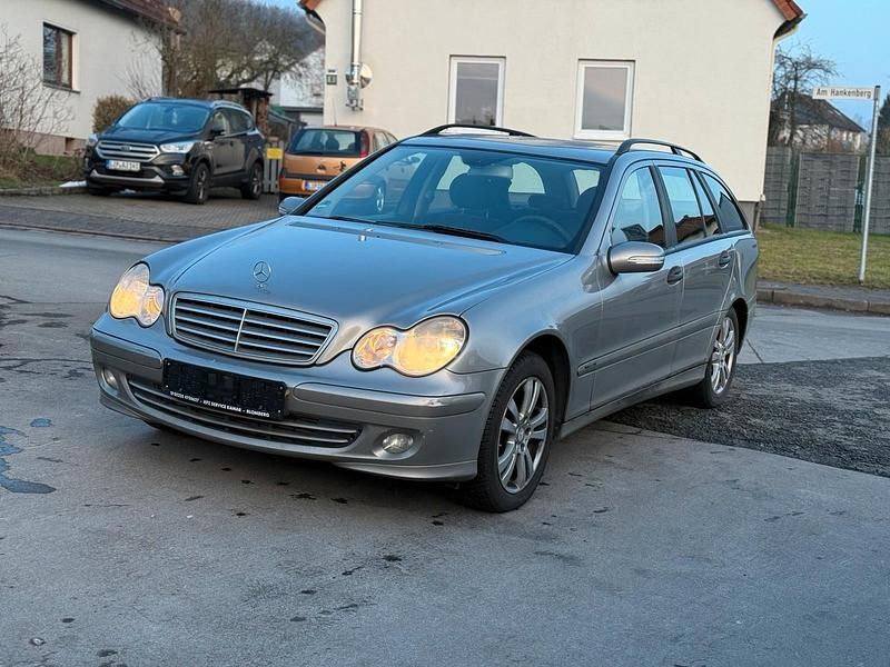 Gebraucht Mercedes C180 142 PS (104 kW) 2004 Grau Kombi