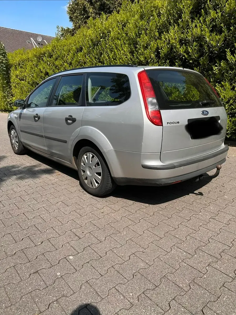 Gebraucht Ford Focus 125 PS (91 kW) 2006 Silber Kombi