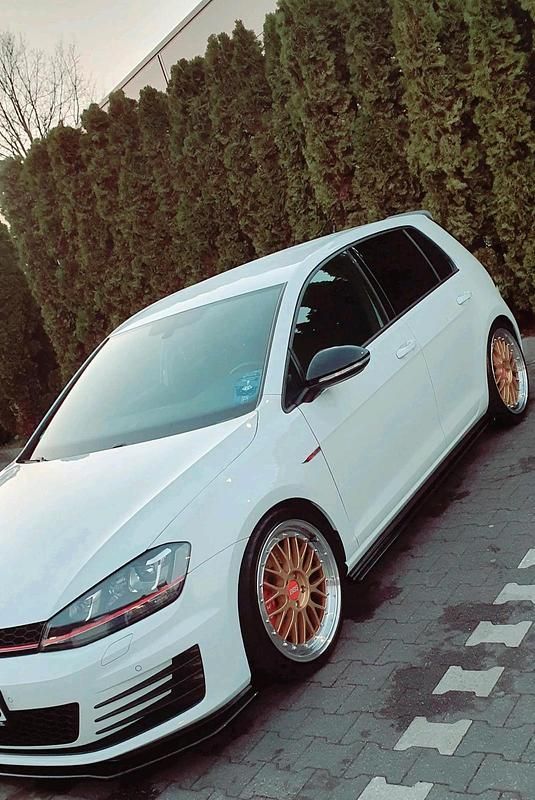 Gebraucht VW Golf VII GTI 230 PS (169 kW) 2017 Weiß Kleinwagen