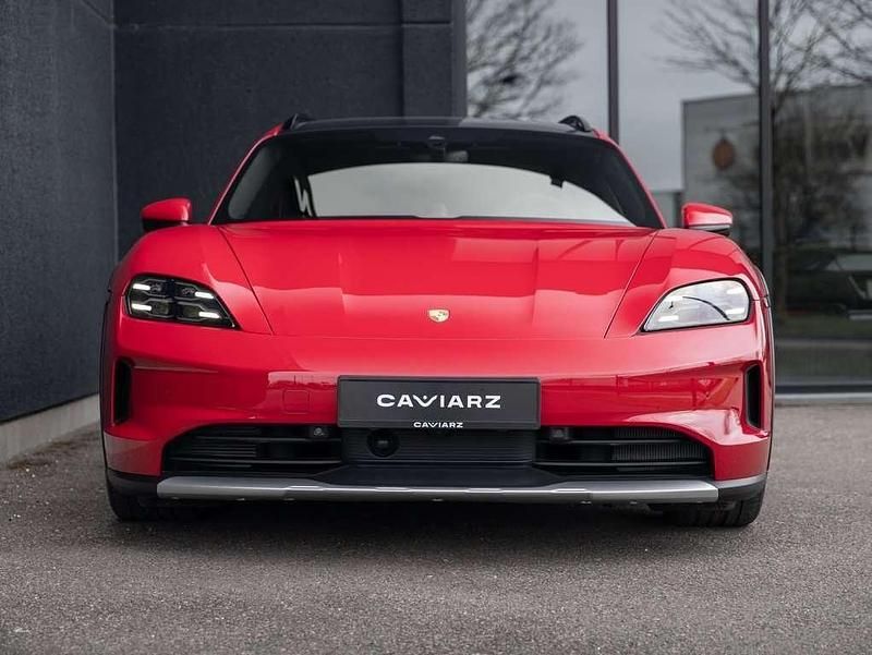 Gebraucht Porsche Taycan 319 kW (435 PS) 2024 Rot Limousine