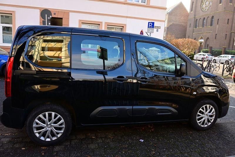 Gebraucht Citroën Berlingo Live 110 PS (80 kW) 2020 Schwarz Van / Kleinbus