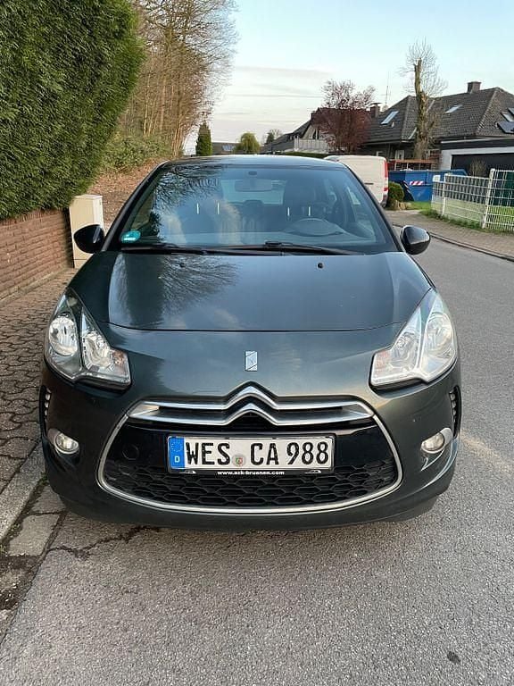 Gebraucht Citroën DS3 So Chic 120 PS (88 kW) 2013 Grau Kleinwagen