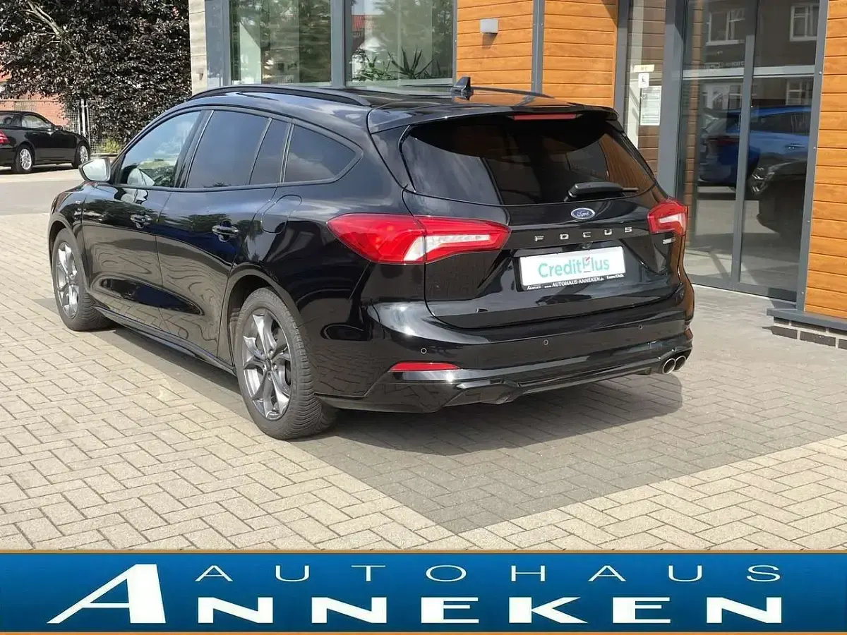 Gebraucht Ford Focus ST-Line X 155 PS (114 kW) 2020 Obsidianschwarz metallic Kombi