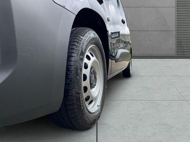 Gebraucht Citroën Berlingo 131 PS (96 kW) 2025 Schwarz Van / Kleinbus