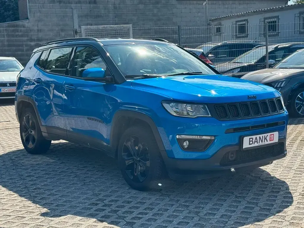 Gebraucht Jeep Compass 140 PS (102 kW) 2019 Blau SUV
