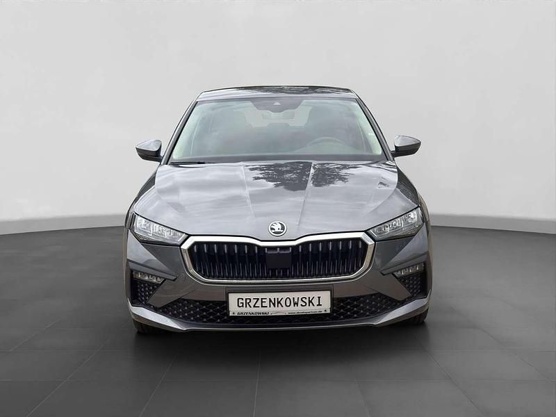 Gebraucht Skoda Scala Selection 116 PS (85 kW) 2024 Graphitgrau metallic Kleinwagen