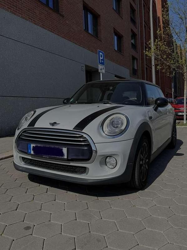 Second-hand Mini Cooper D 116 CP (85 kW) 2015 Argintiu Hatchback