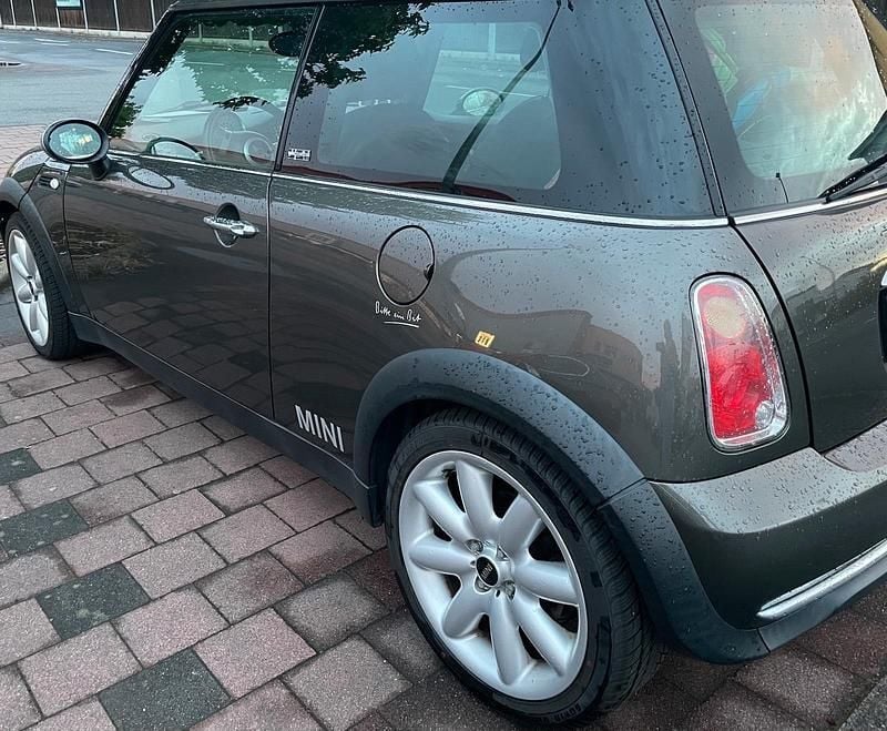 Braun Gebraucht 2007 Mini ONE Kleinwagen | 3.500 € - Bild 1/2