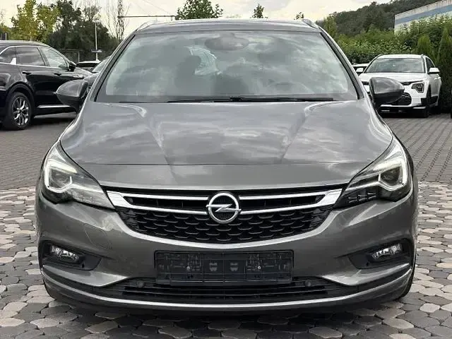 Gebraucht Opel Astra Innovation 150 PS (110 kW) 2019 Grau Kombi