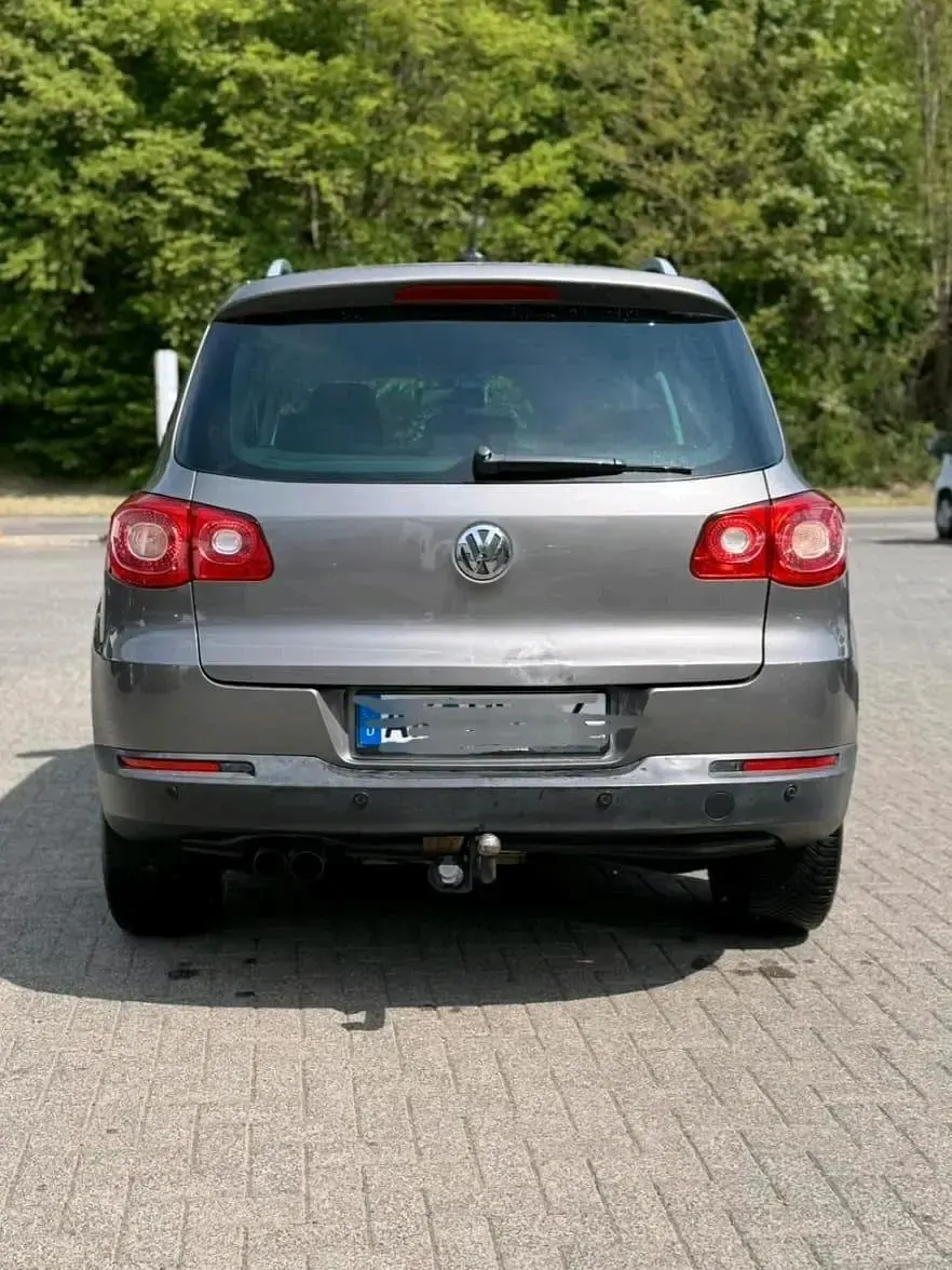 Używany VW Tiguan 140 KM (102 kW) 2010 Szary SUV