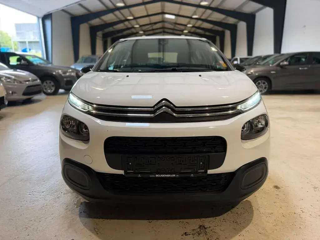 Gebraucht Citroën C3 Feel 82 PS (60 kW) 2019 Weiß Kleinwagen