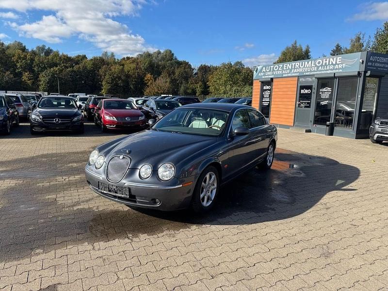 Grau Gebraucht 2004 Jaguar S-Type Executive Limousine | 3.990 € (Superpreis) - Bild 1/4