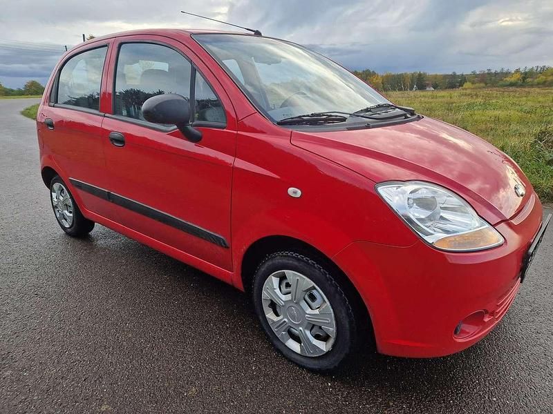 Gebraucht Chevrolet Matiz 52 PS (38 kW) 2009 Rot Kleinwagen