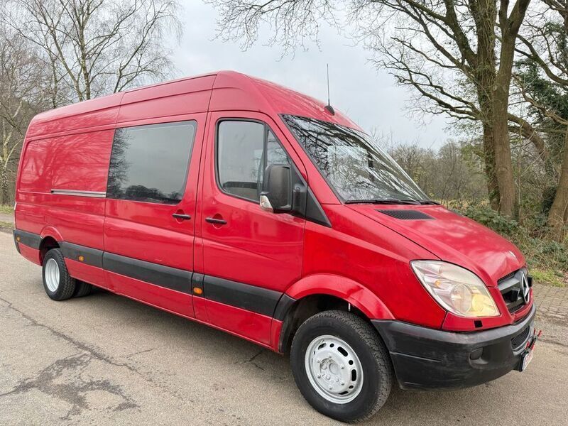 Rot Gebraucht 2008 Mercedes Sprinter Van | 10.000 € (Guter Preis) - Bild 1/4