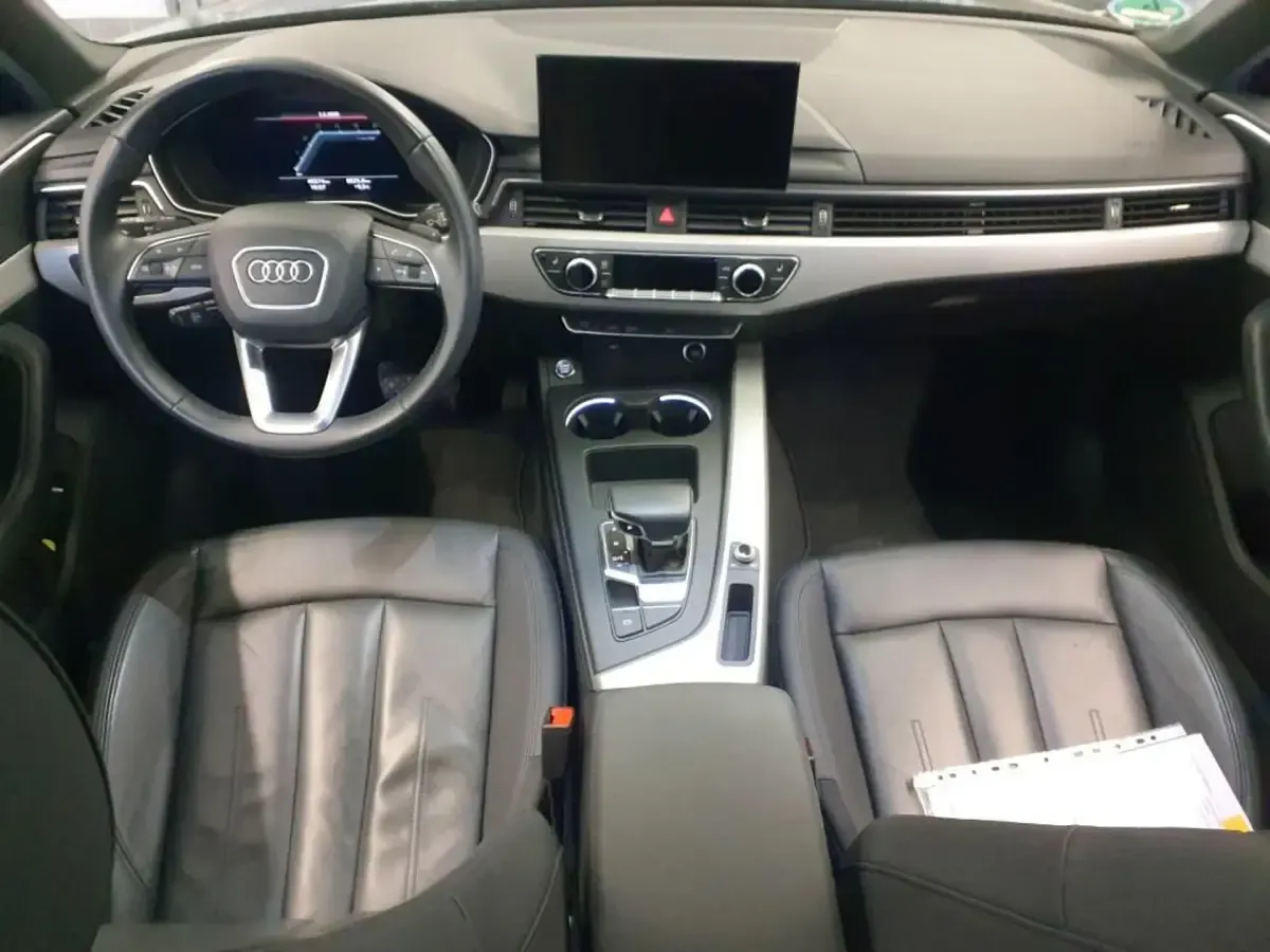 Gebraucht Audi A4 Advanced Plus 204 PS (150 kW) 2023 Mythosschwarz (metallic) Kombi