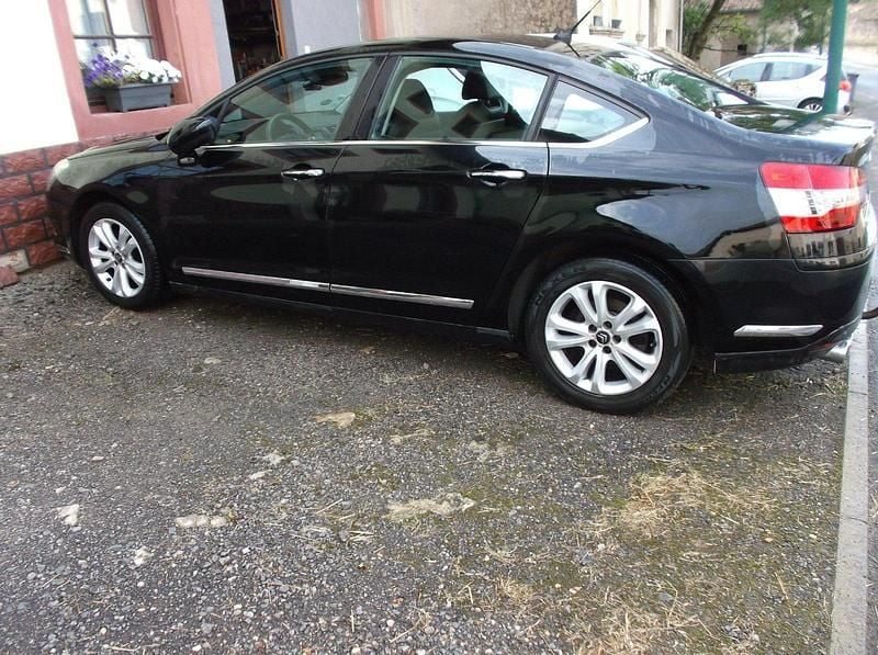Schwarz Gebraucht 2012 Citroën C5 Exclusive Limousine | 3.900 € (Guter Preis) - Bild 1/4