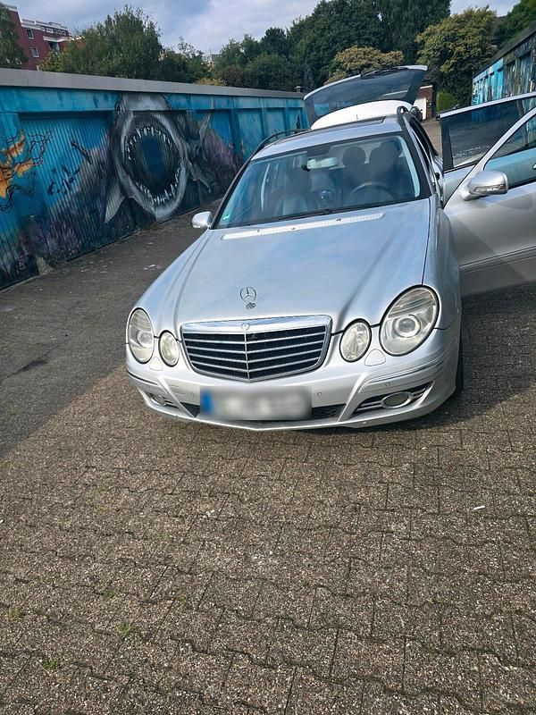 Gebraucht 2007 Mercedes E320 Kombi | 4.500 € (Guter Preis) - Bild 1/4