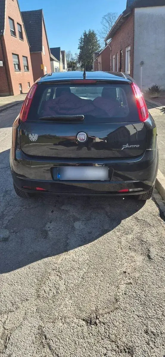 Gebraucht Fiat Punto Pop 69 PS (50 kW) 2011 Schwarz Kleinwagen