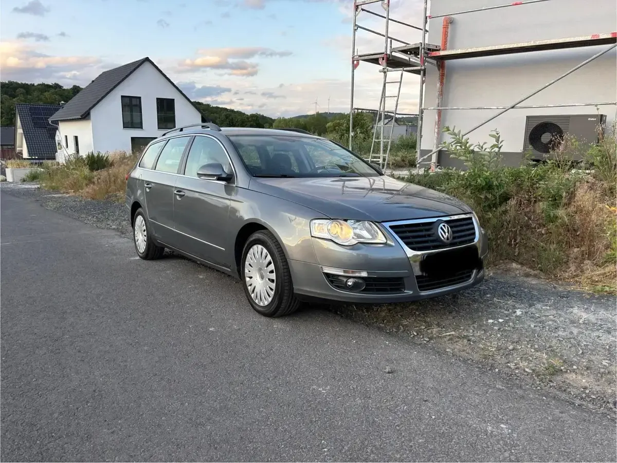 Gebraucht VW Passat Trendline 140 PS (102 kW) 2007 Grau Kombi