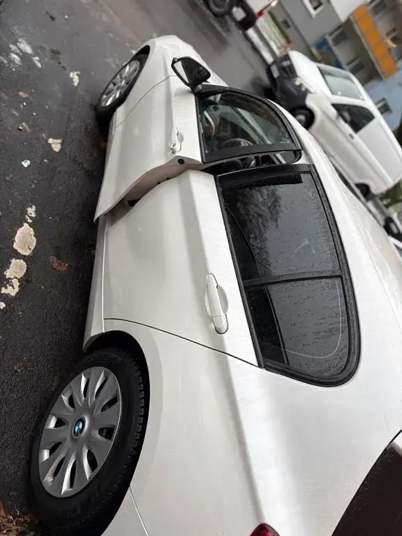 Gebraucht BMW 120 Advantage 190 PS (139 kW) 2015 Weiß Kleinwagen