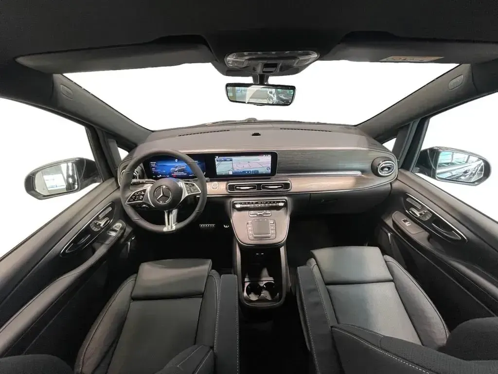 Usata Mercedes V300 237 CV (174 kW) 2026 Nero Monovolume