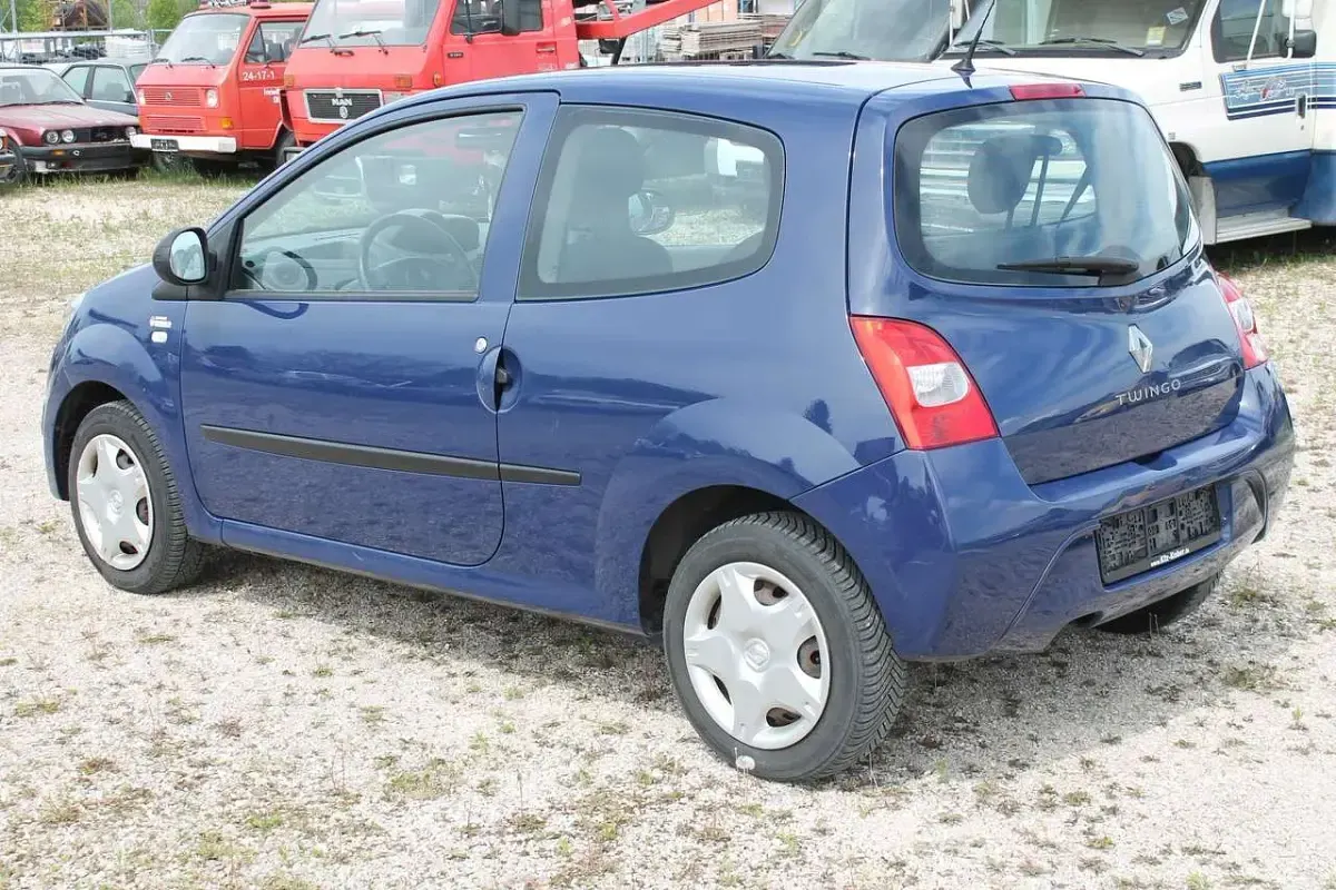 Używany Renault Twingo Authentique 58 KM (42 kW) 2008 Niebieski Hatchback