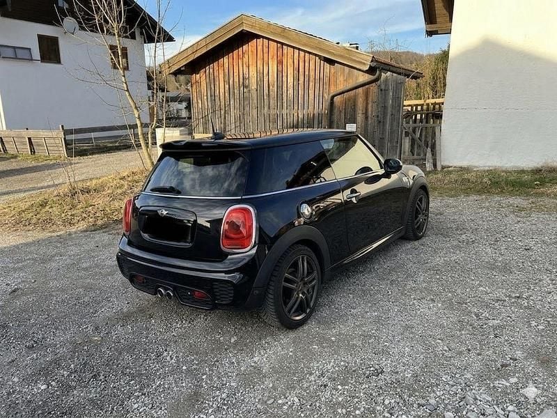 Gebraucht Mini Cooper SD 170 PS (125 kW) 2016 Schwarz Kleinwagen