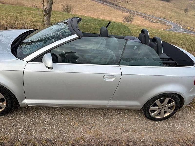 Gebraucht Audi A3 Cabriolet Attraction 160 PS (117 kW) 2009 Silber Cabrio