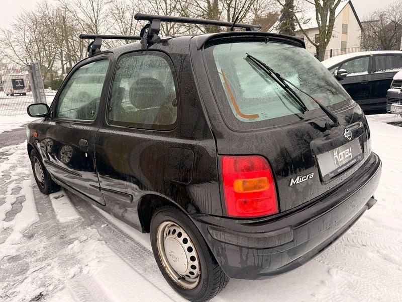 Gebraucht Nissan Micra 54 PS (39 kW) 1998 Schwarz Kleinwagen
