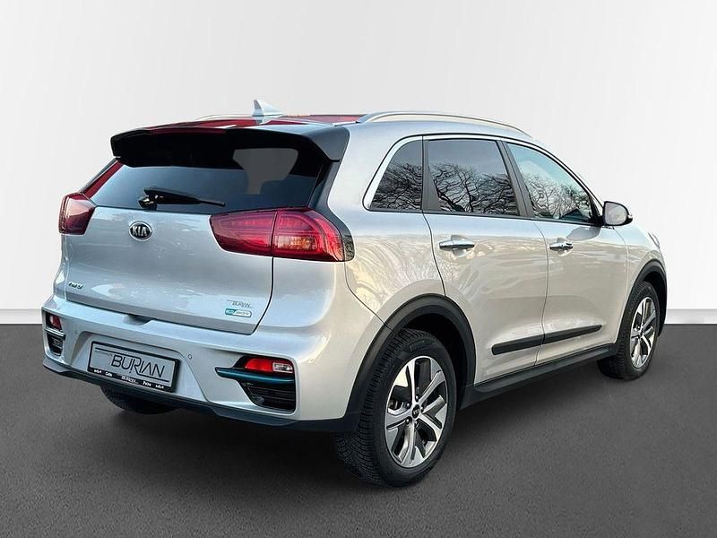 Gebraucht Kia e-Niro Spirit 150 kW (204 PS) 2020 Silber SUV