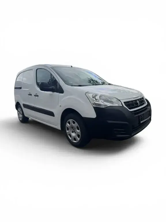 Gebraucht Peugeot Partner Comfort 75 PS (55 kW) 2015 Weiß Van / Kleinbus