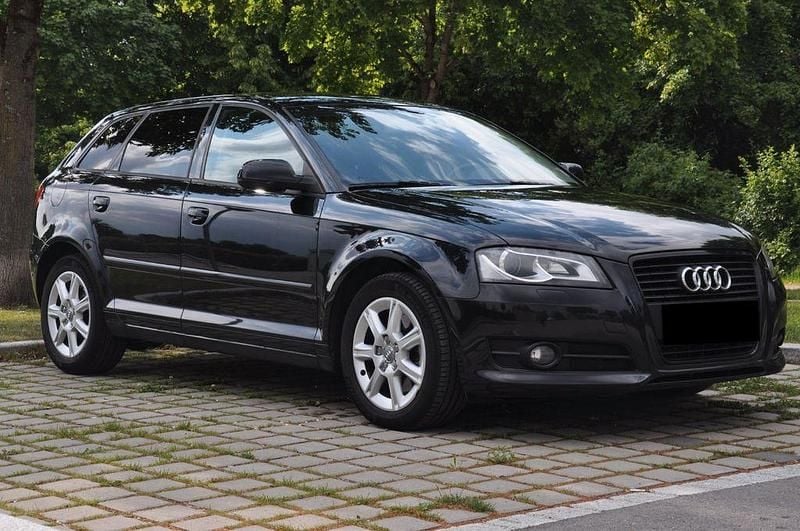 Schwarz Gebraucht 2011 Audi A3 S-Line Limousine | 5.999 € (Guter Preis) - Bild 1/4