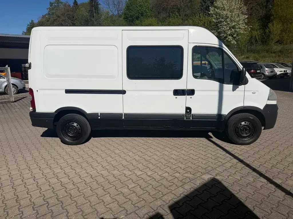 Używany Opel Movano 101 KM (74 kW) 2006 Biały Minivan
