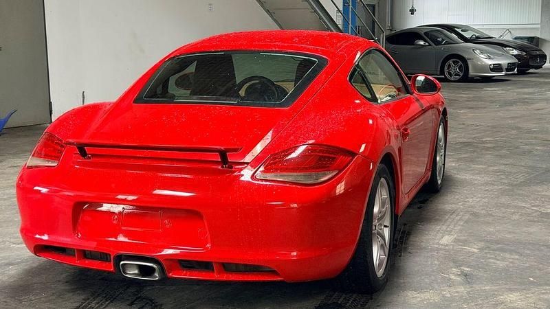 Gebraucht Porsche Cayman 265 PS (194 kW) 2011 Rot Coupé