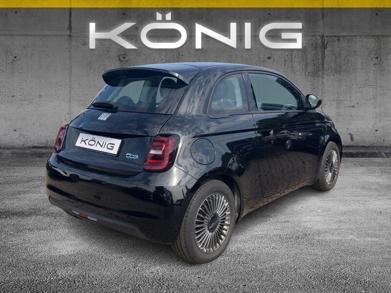 Gebraucht Fiat 500e Icon 86 kW (118 PS) 2022 Schwarz Kleinwagen