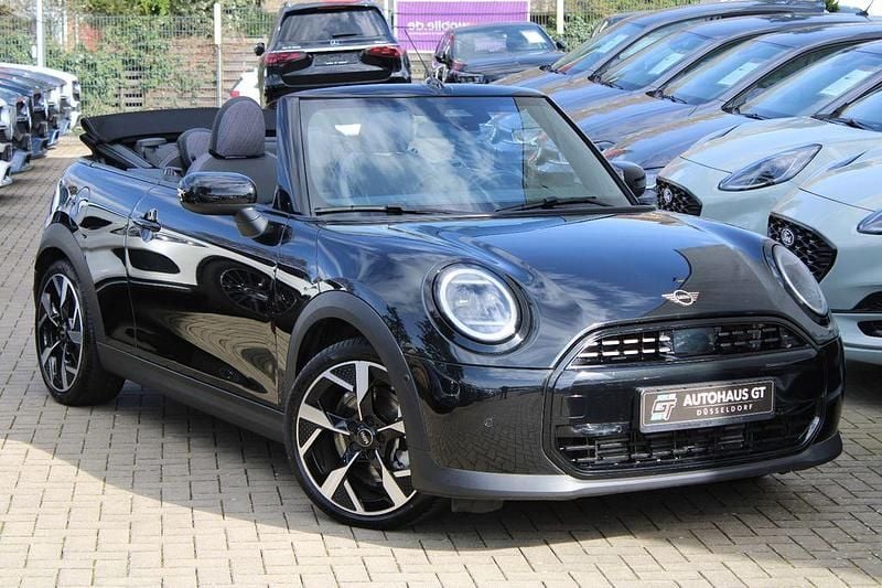 Gebraucht Mini Cooper Cabriolet 163 PS (119 kW) 2025 Schwarz Cabrio