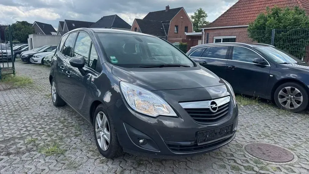Gebraucht Opel Meriva Active 110 PS (80 kW) 2013 Grau Van / Kleinbus