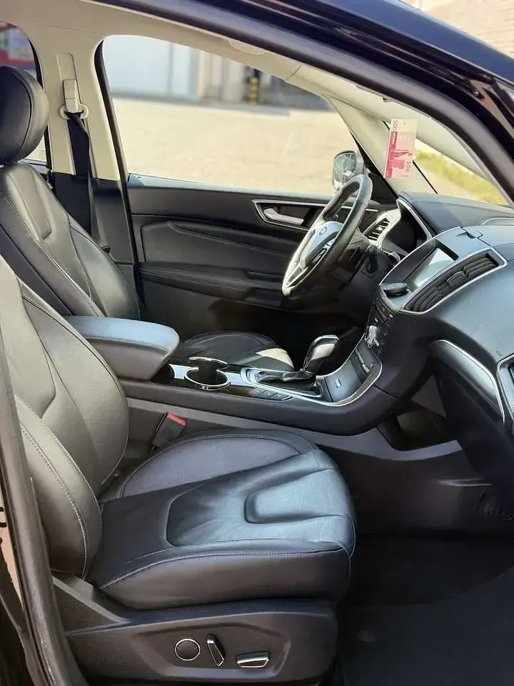 Gebraucht Ford S-MAX Business Edition 179 PS (131 kW) 2017 Schwarz Van / Kleinbus