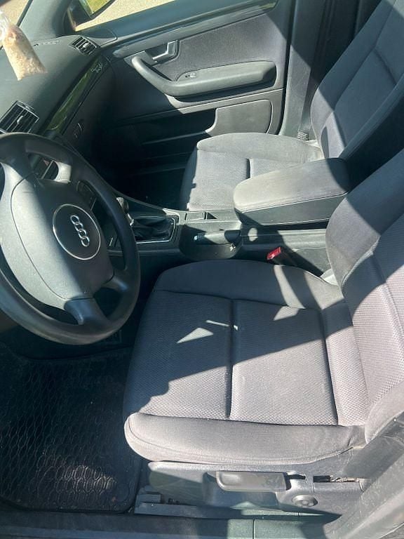 Usata Audi A4 Performance 131 CV (96 kW) 2003 Nero Station wagon