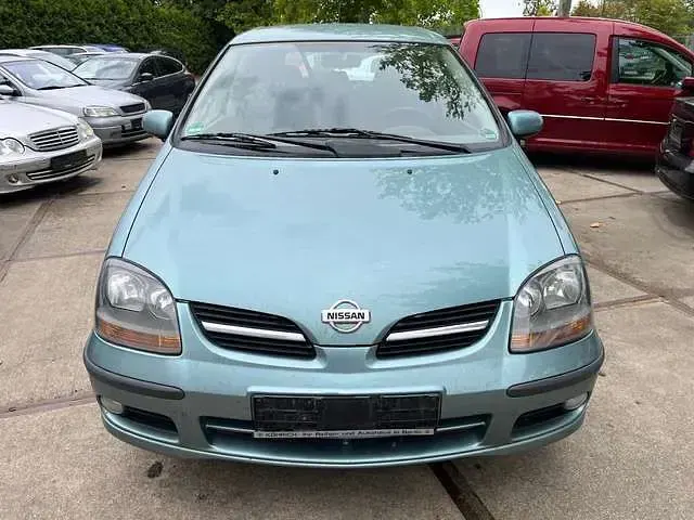 Gebraucht Nissan Almera Tino 114 PS (83 kW) 2001 Türkis Van / Kleinbus