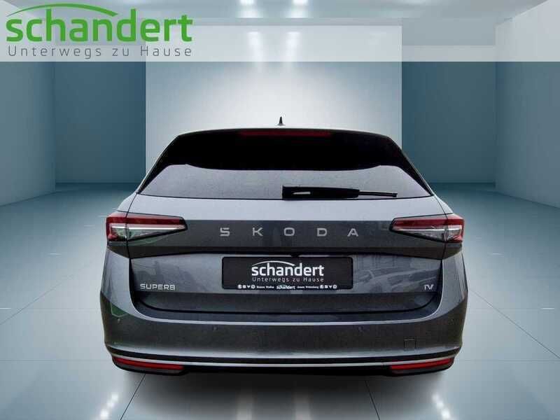 Gebraucht Skoda Superb LAURIN & KLEMENT 204 PS (150 kW) 2025 Graphitegrau metallic Kombi