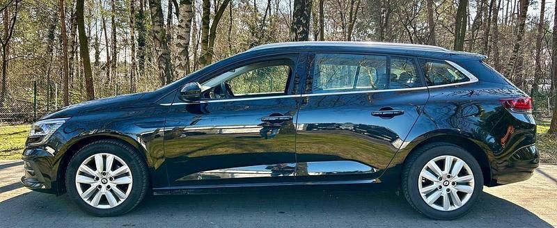 Gebraucht Renault Mégane GrandTour Business 140 PS (102 kW) 2022 Schwarz Kombi
