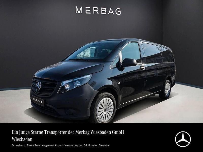 Obsidianschwarz Gebraucht 2023 Mercedes Vito Van | 43.971 € - Bild 1/4