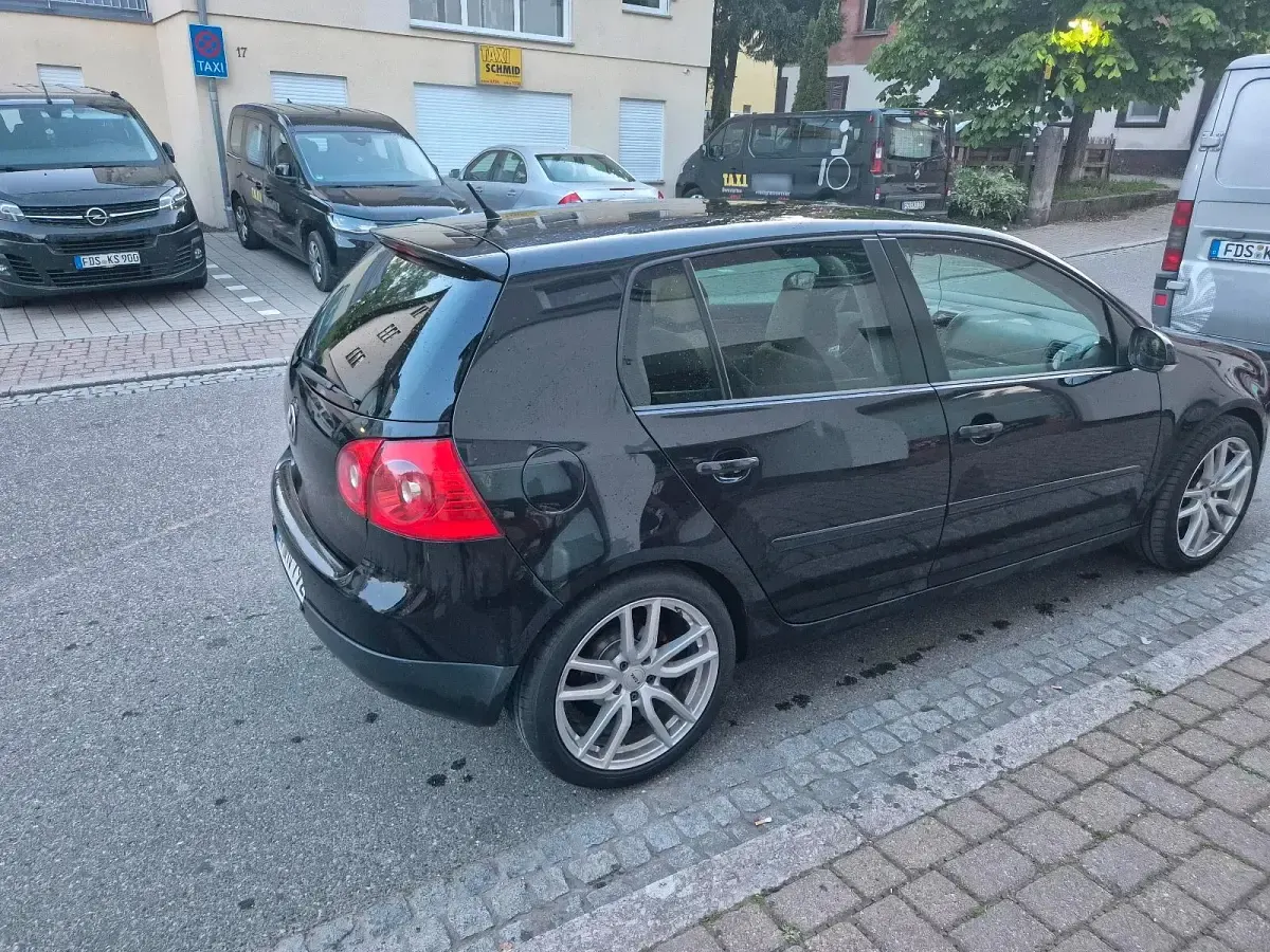 Gebraucht VW Golf V GT 170 PS (125 kW) 2008 Schwarz Kleinwagen