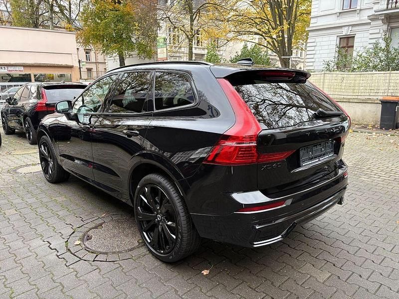 Gebraucht Volvo XC60 Plus 250 PS (183 kW) 2025 Schwarz SUV
