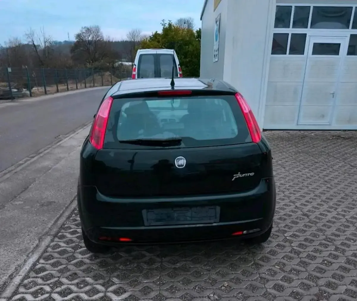 Gebraucht Fiat Punto 77 PS (56 kW) 2009 Schwarz Kleinwagen