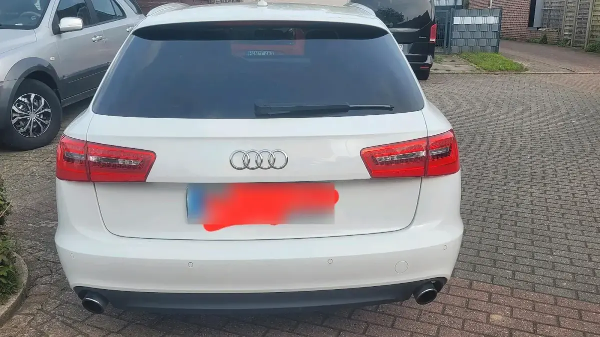 Gebraucht Audi A6 185 PS (136 kW) 2012 Weiß Kombi